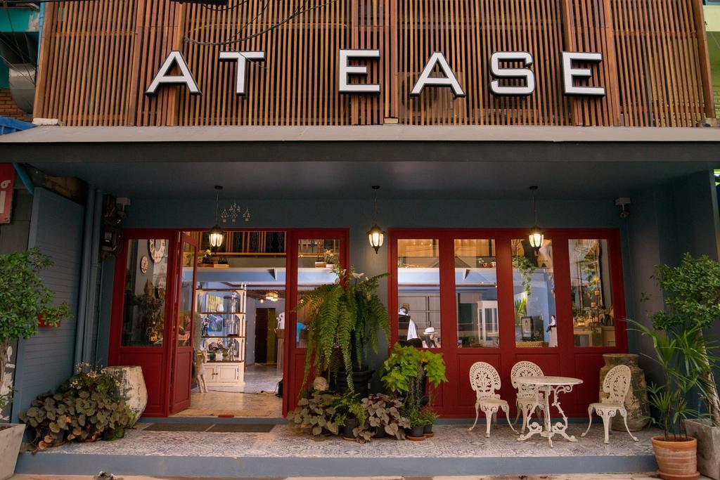 At Ease Bijou Hotel Chiang Mai Exterior photo
