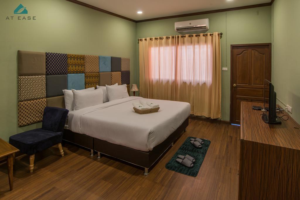At Ease Bijou Hotel Chiang Mai Room photo